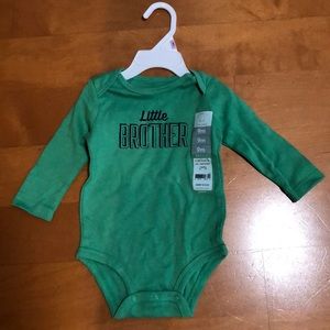 Carter’s size 9m long sleeved bodysuit